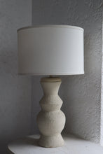 Load image into Gallery viewer, Willow Lamp in White