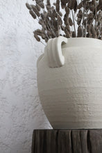 Load image into Gallery viewer, Celestine in White