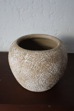 Load image into Gallery viewer, Marcelline Vase