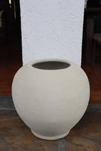 Load image into Gallery viewer, Harbor Textured Planter