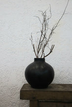 Load image into Gallery viewer, Edith Jar in Black