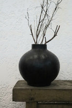 Load image into Gallery viewer, Edith Jar in Black