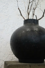 Load image into Gallery viewer, Edith Jar in Black