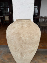 Load image into Gallery viewer, Cordova Textured Jar