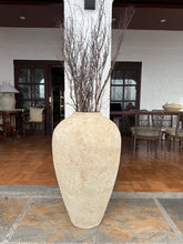 Load image into Gallery viewer, Cordova Textured Jar
