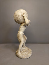 Load image into Gallery viewer, Atlas