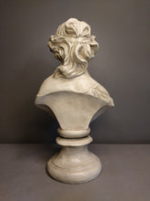 Load image into Gallery viewer, Venus Bust