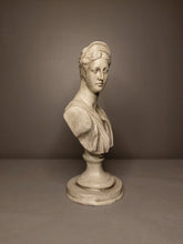 Load image into Gallery viewer, Diana of Versailles