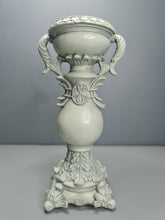 Load image into Gallery viewer, Candle Holder