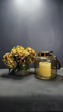 Load image into Gallery viewer, Glass Vase with Handle