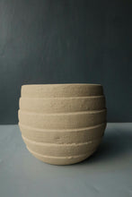 Load image into Gallery viewer, Elsie Clay Vase