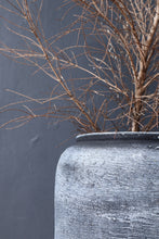 Load image into Gallery viewer, Cassian Clay Vase in Black & White