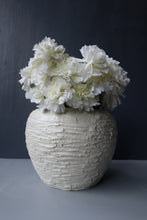 Load image into Gallery viewer, Mae Vase in White
