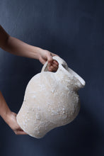 Load image into Gallery viewer, Aria Clay Jar