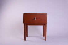 Load image into Gallery viewer, Noah Nightstand