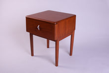 Load image into Gallery viewer, Noah Nightstand