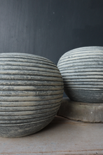 Load image into Gallery viewer, Etta Vase in Gray