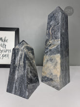 Load image into Gallery viewer, Marble Obelisks -Black