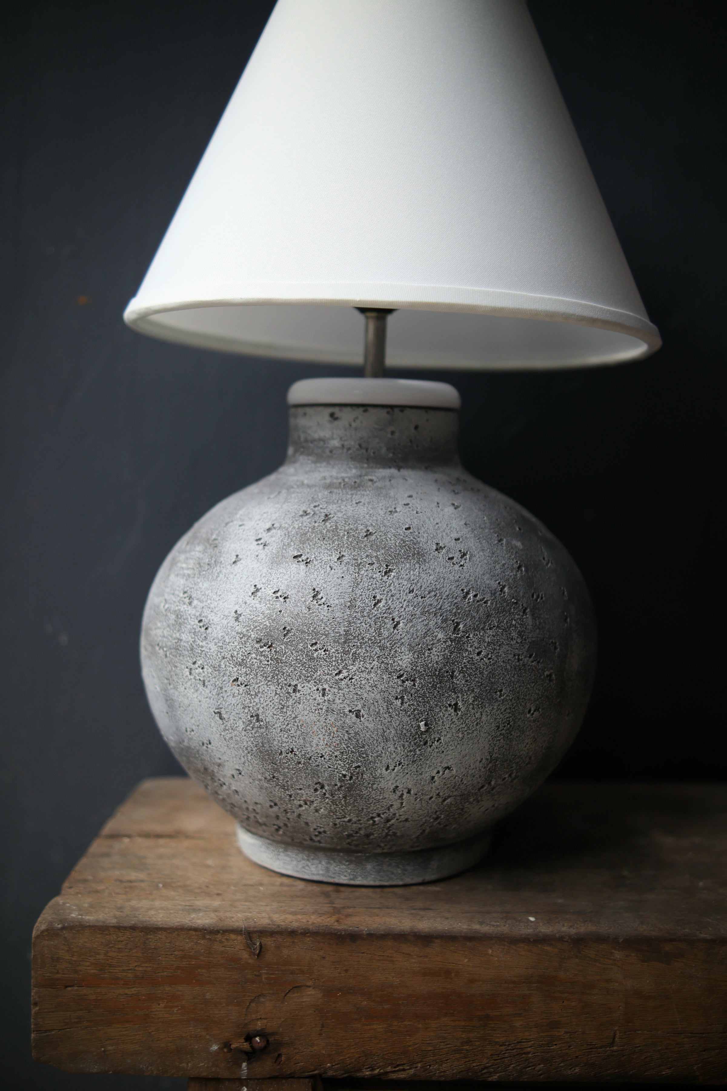 Edith Lamp in Dark Brown