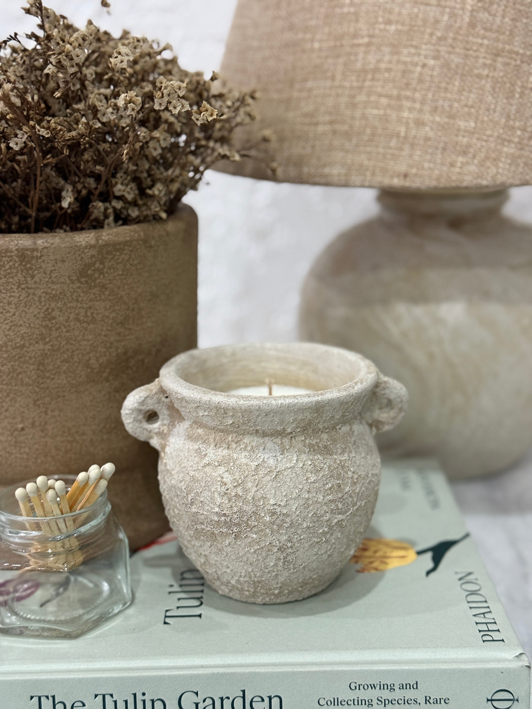 Amphora Decorative Scented Soy Candle (Jasmine & Fresh Garden Mint)