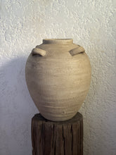 Load image into Gallery viewer, Holden Jar in Vintage
