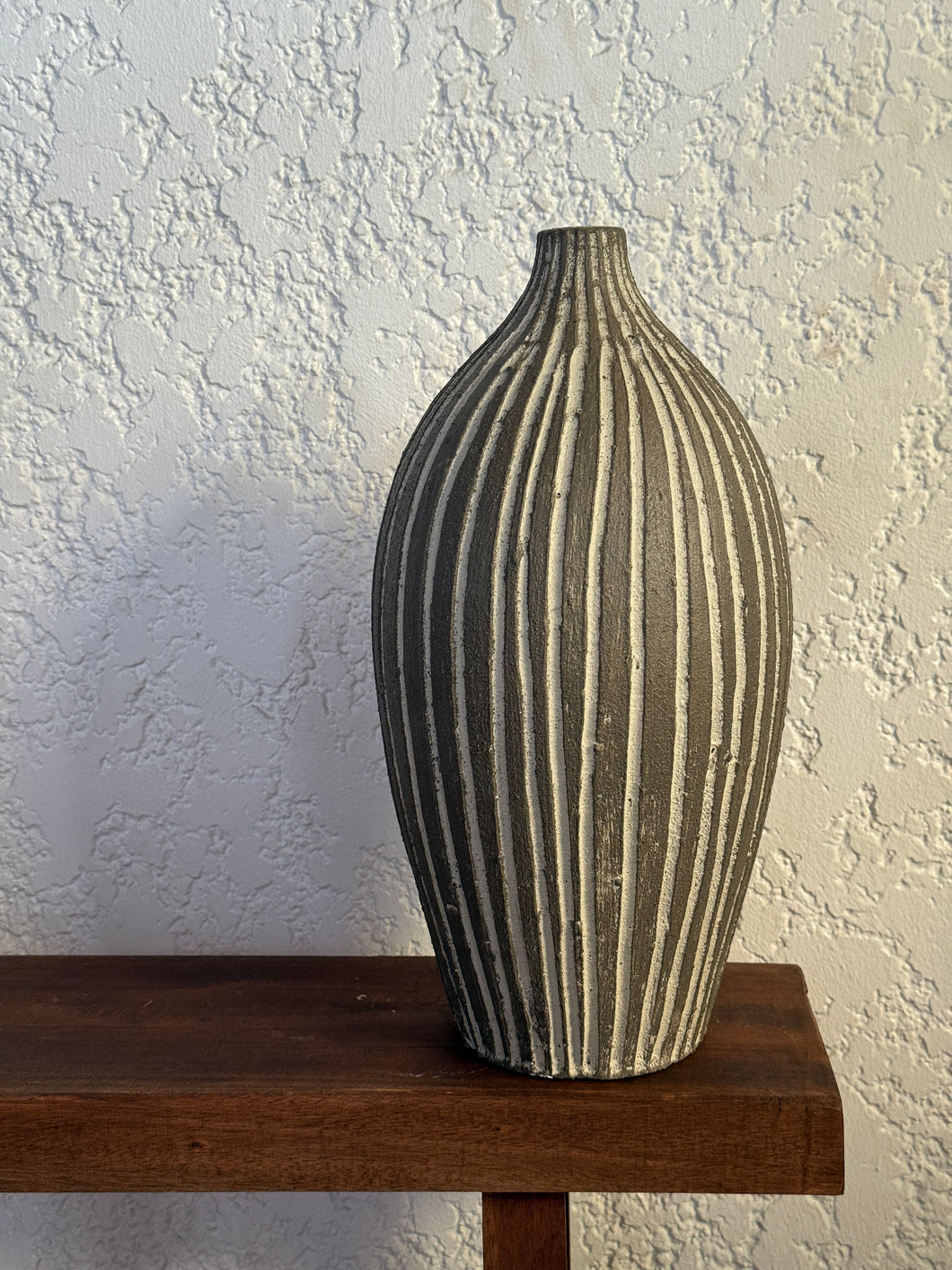Mira Vase in Vintage