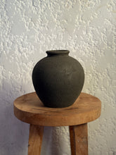 Load image into Gallery viewer, Noir Vase in Dark Brown
