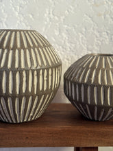 Load image into Gallery viewer, Charlotte Vase in Vintage
