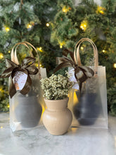 Load image into Gallery viewer, Levy Vase Set
