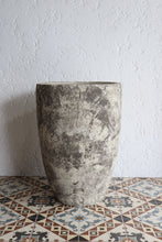 Load image into Gallery viewer, Vernon Planter
