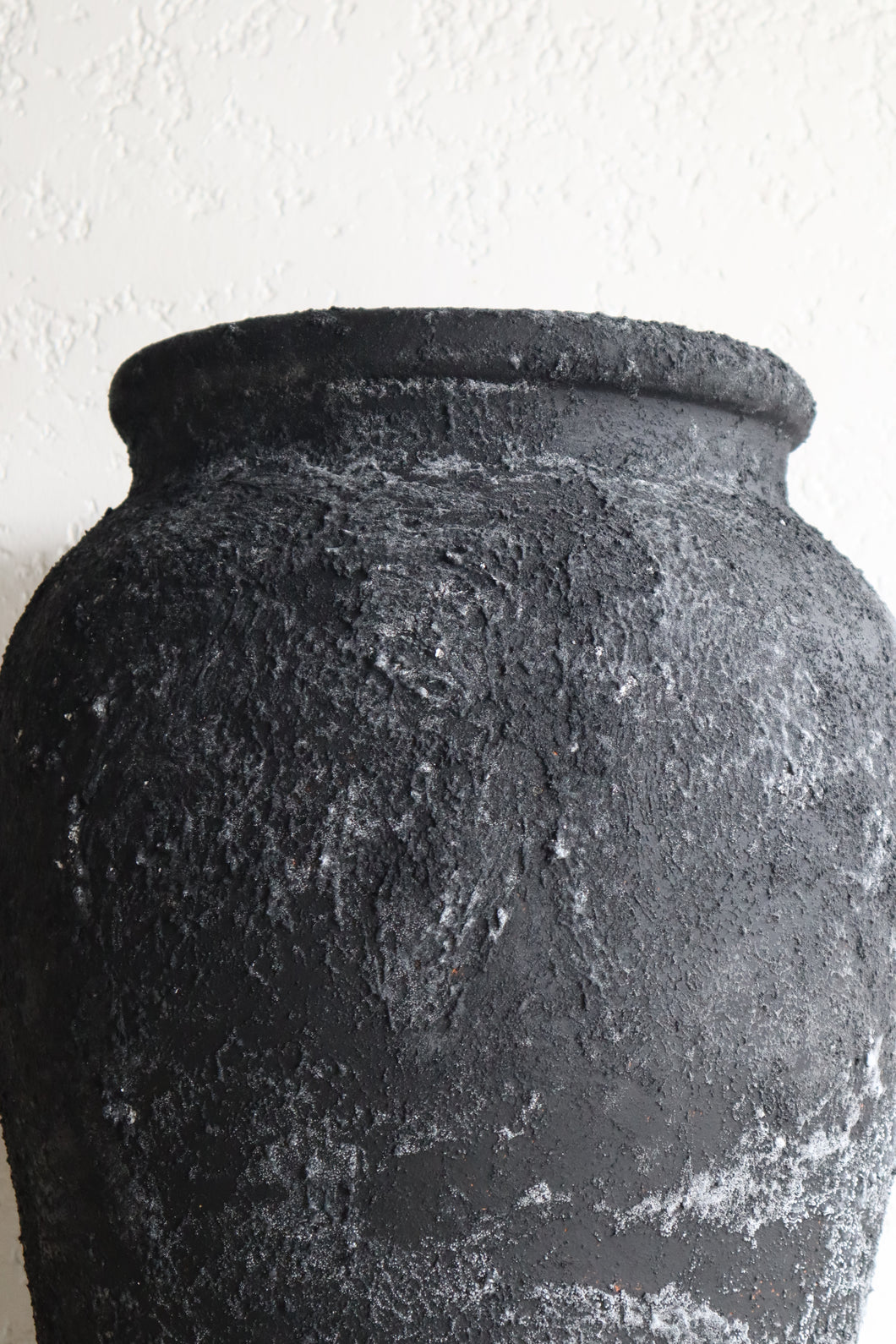 Odessa Floor Vase in Black