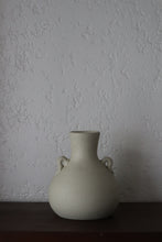 Load image into Gallery viewer, Quinn Jar
