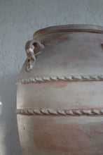 Load image into Gallery viewer, Vala Jar in White Terracotta (with handle)
