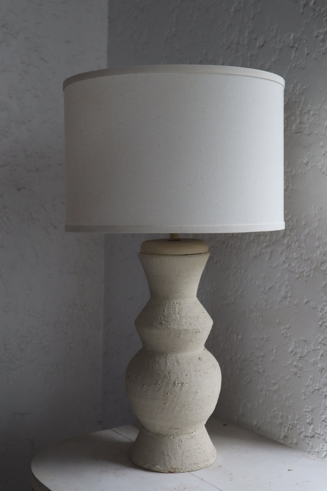 Willow Lamp in White