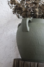 Load image into Gallery viewer, Celestine Vase
