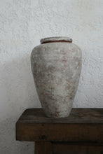 Load image into Gallery viewer, Veyona Vase in Light Terracotta
