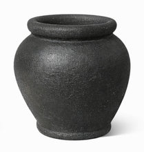 Load image into Gallery viewer, Bangga Vase
