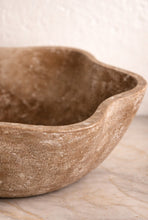 Load image into Gallery viewer, Solene Bowl in Brown
