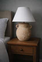 Load image into Gallery viewer, Aurelia Lamp in Beige
