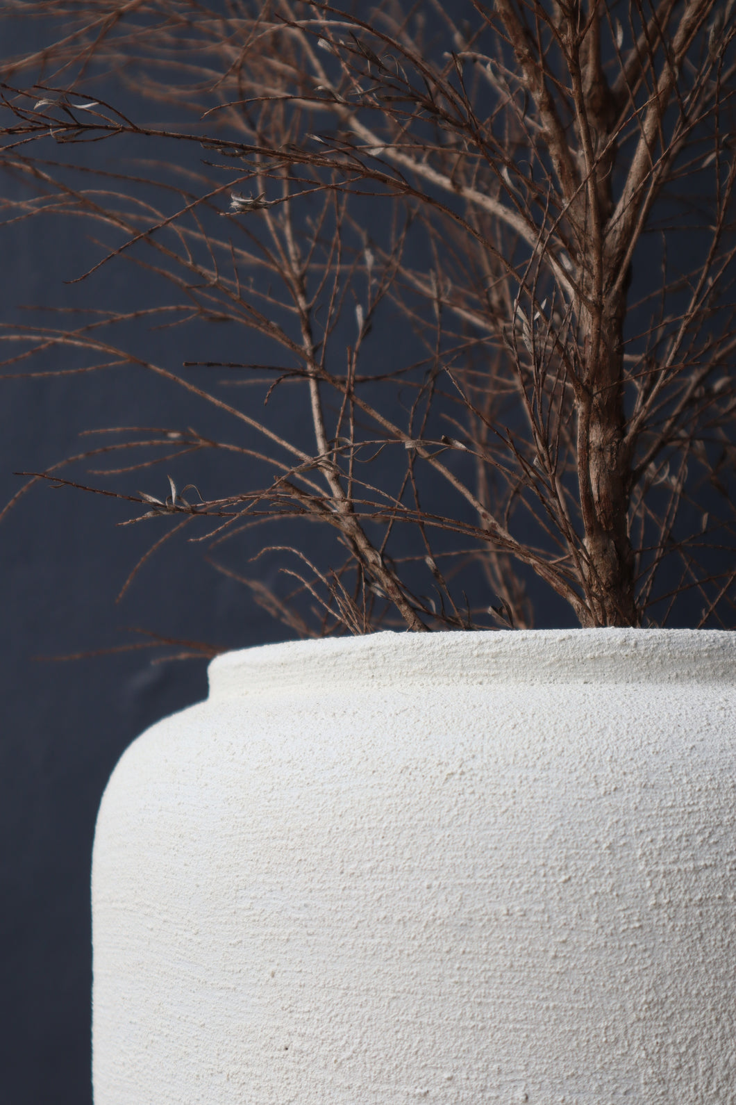 Cassian Clay Vase in White