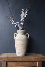 Load image into Gallery viewer, Eleanor Floor vase in Brown
